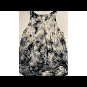 LIKE NEW AMERICAN EAGLE TANK
